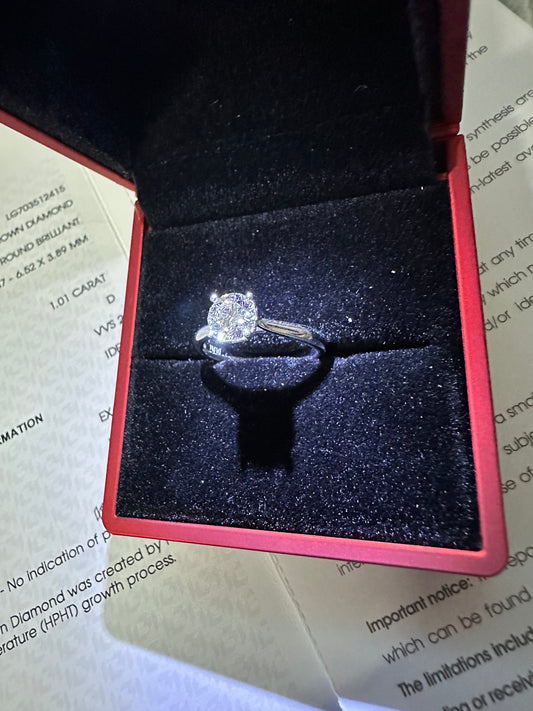 925純銀D color 1卡訂婚鑽石戒指