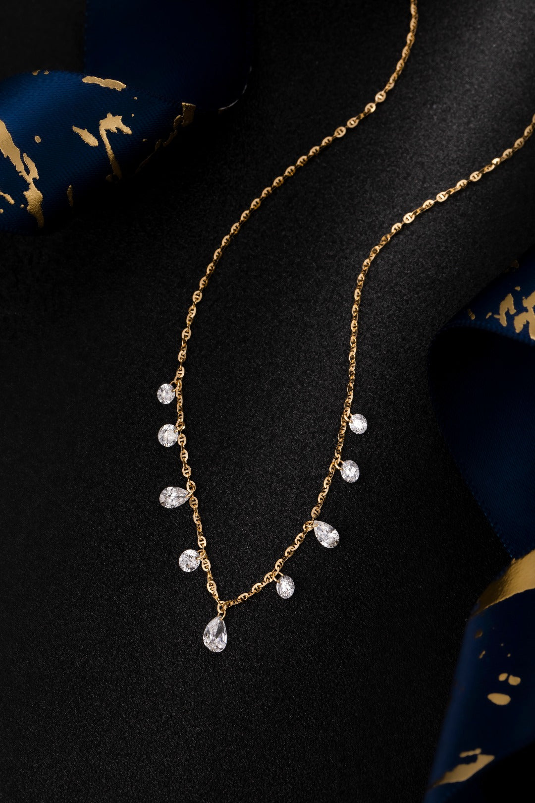 18K 金培育鑽石項鍊 1.18ct - 9 顆副石奢華款 (ZBN0093-1)