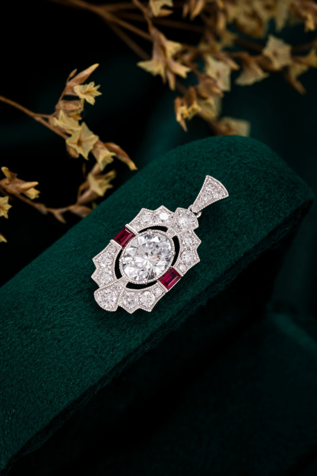 ZBP0037 PT900培育鑽吊咀 | 1.04ct 主石 + 0.69ct 副石