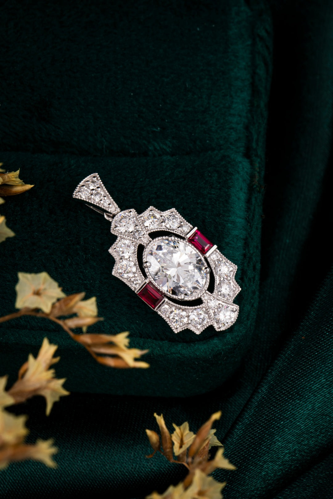 ZBP0037 PT900培育鑽吊咀 | 1.04ct 主石 + 0.69ct 副石