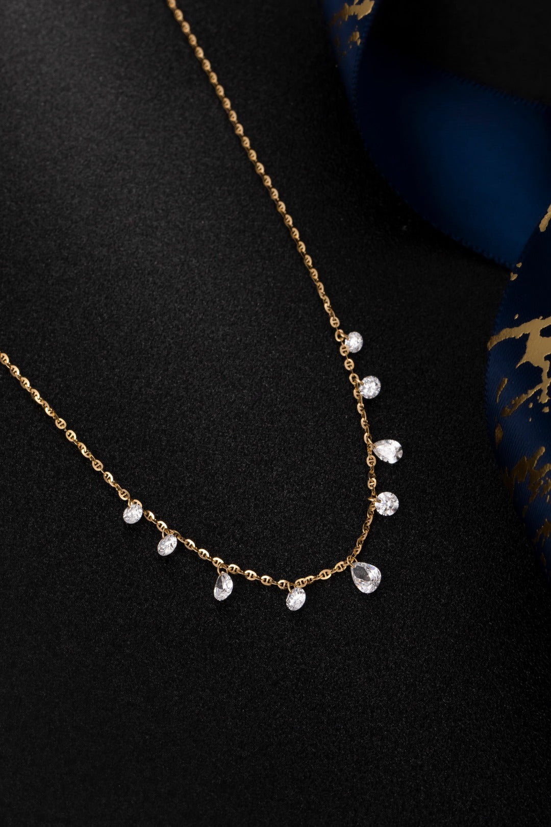 18K 金培育鑽石項鍊 1.18ct - 9 顆副石奢華款 (ZBN0093-1)