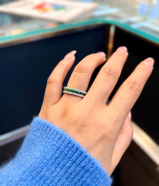 祖母綠戒指排戒 1.82ct | 18K金 4.07g | 天然寶石戒指